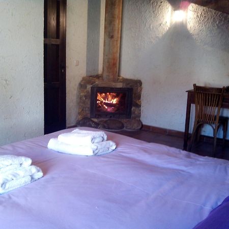 Hotel Rural Bermellar ภายนอก รูปภาพ